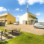 شقة Salka - 150m From The Sea By Interhome *