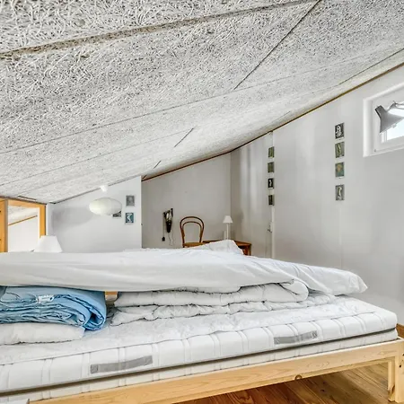 Salka - 150m From The Sea By Interhome